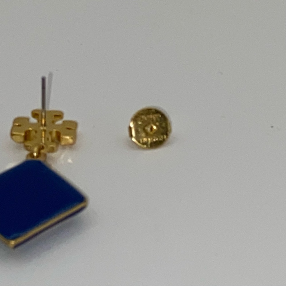 NWT Tory Burch Rosanne Mismatch Drop Earrings, blue/ green and gold tone - Picture 7 of 8